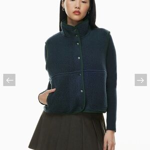 Aritzia Sunday Best Bigfoot Polar Snowbank Vest sz M